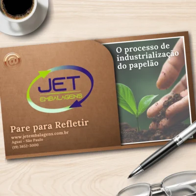 Como é a fabricação do papelão